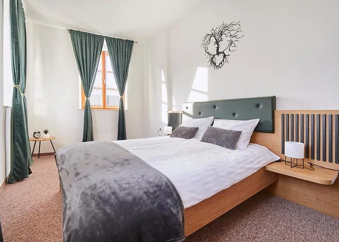 Ob Krki * Kostanjevica na Krki